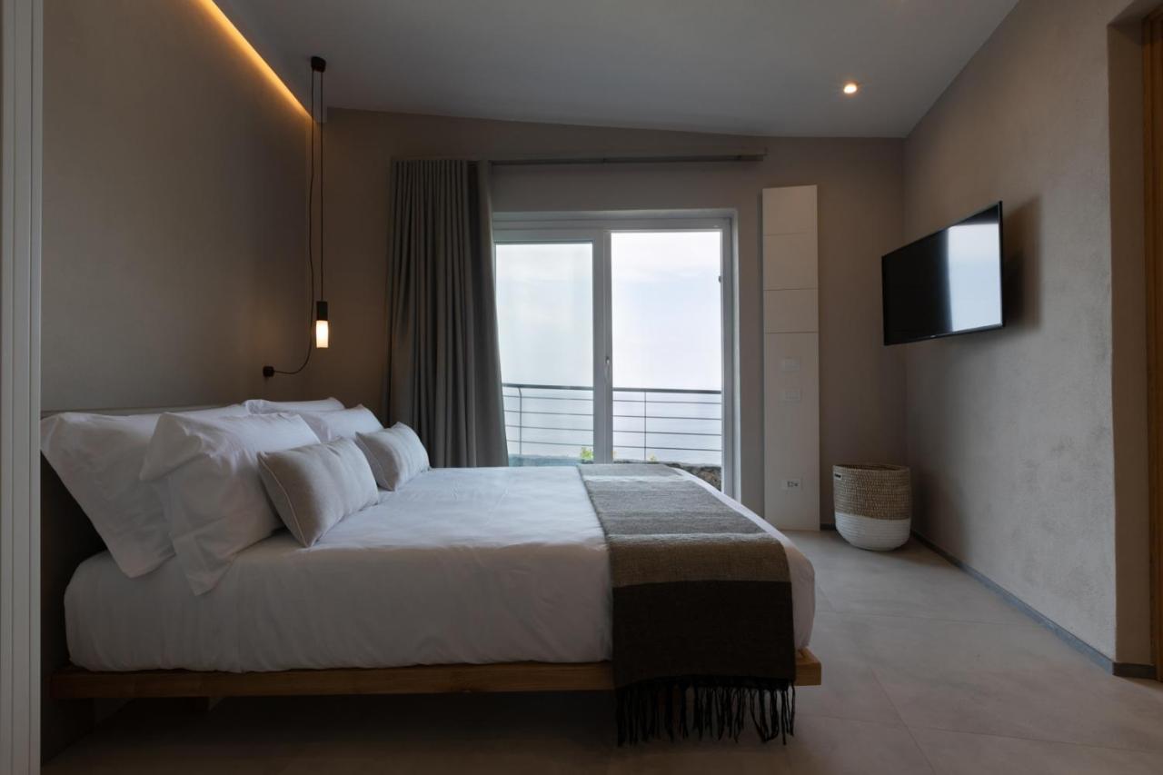 The Sunset Line Hotel Рио Маджоре Екстериор снимка