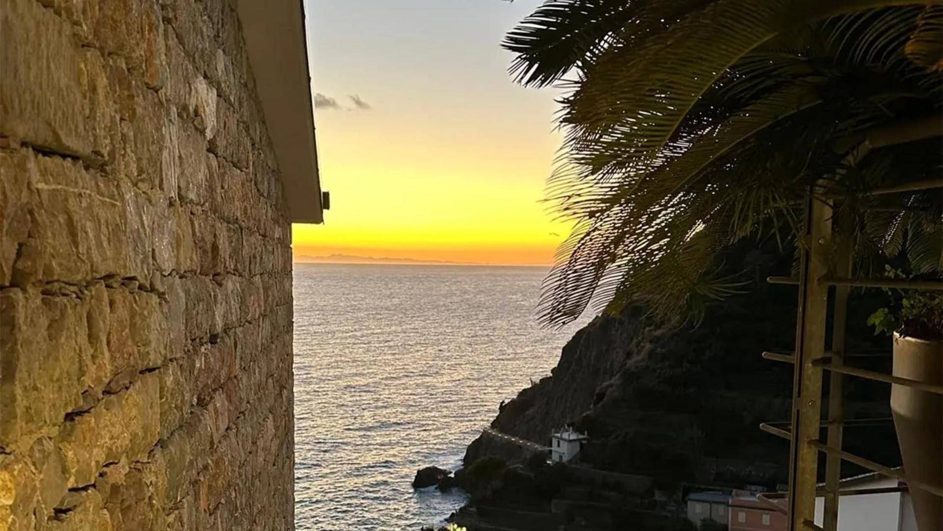The Sunset Line Hotel Рио Маджоре Екстериор снимка